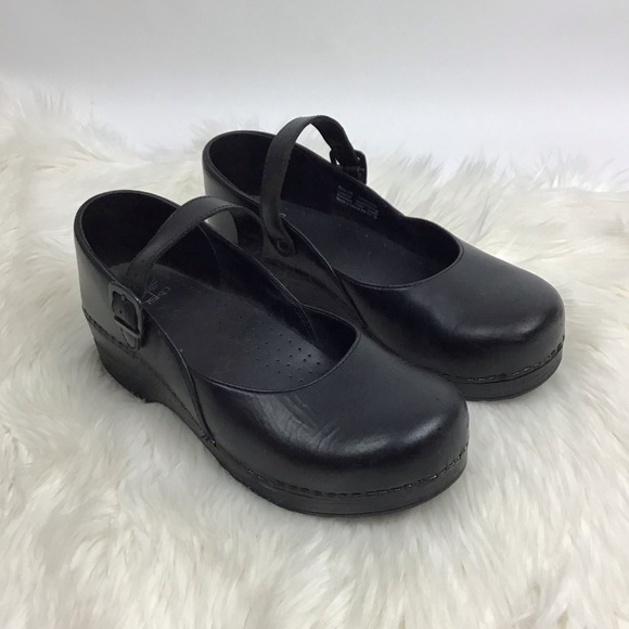 Dansko Shoes - Dansko Mary Jane shoes
